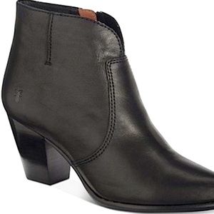 Frye black zip up booties size 10